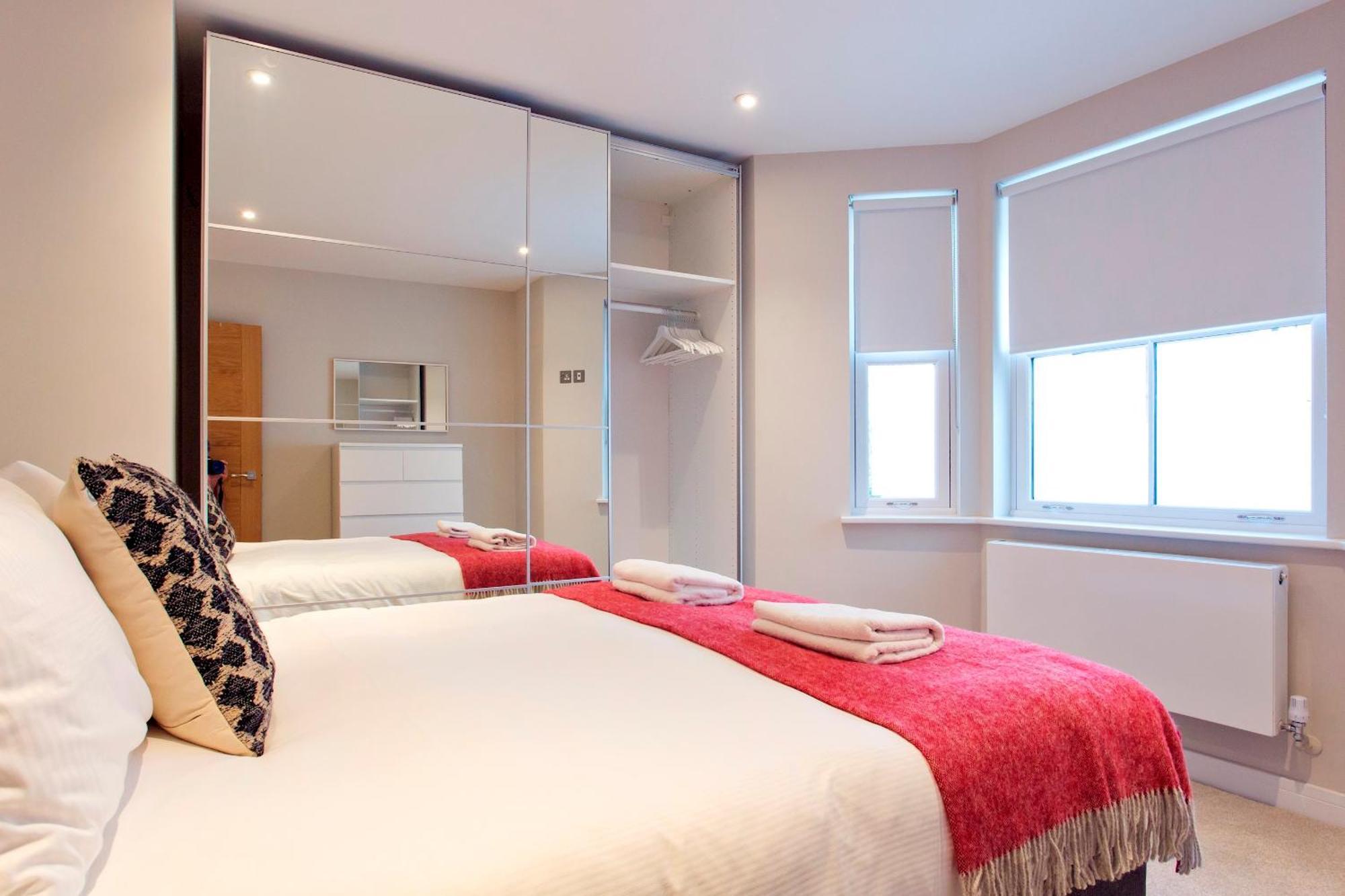 Madison Hill - Byrne Garden 3 - One Bedroom Home Londres Extérieur photo