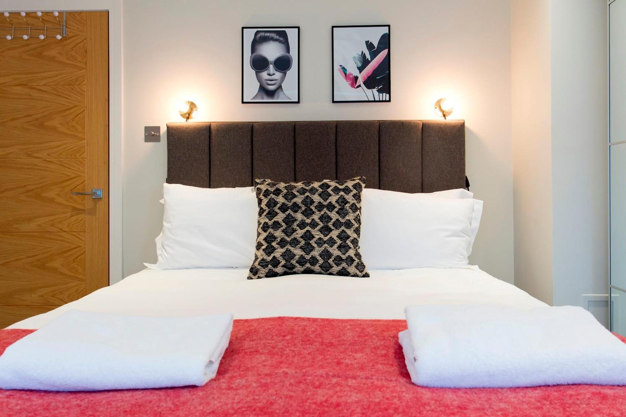 Madison Hill - Byrne Garden 3 - One Bedroom Home Londres Extérieur photo